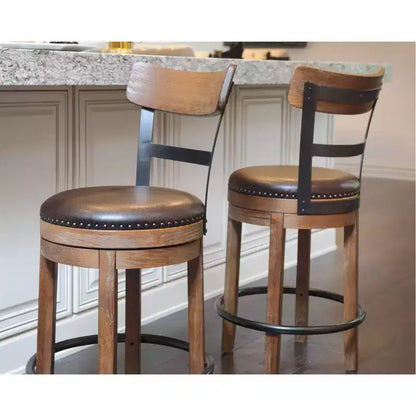 Sgabelli da bar girevoli altezza bancone marrone chiaro - similpelle, borchie decorative